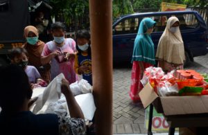 Operasi Pasar Disperindag Surabaya Sudah Keliling 31 Kecamatan