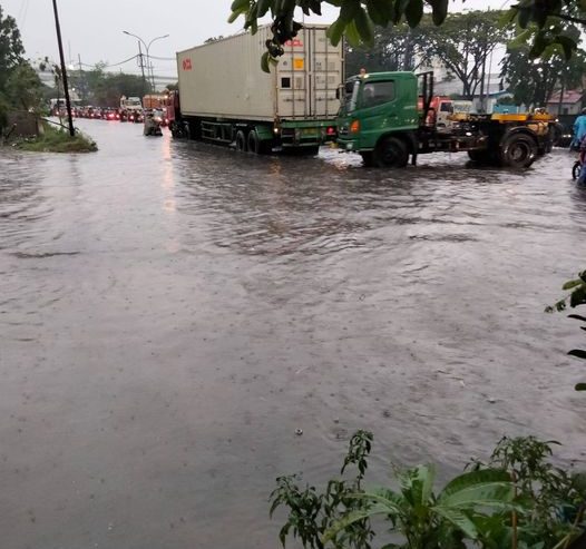Banjir di Tambak Langon, Jumat (4/12) sore