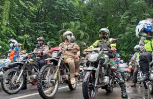 Patroli Edukasi pada Hari Pertama PPKM di Sidoarjo
