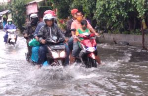 Banjir di Ketintang