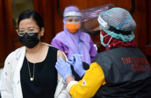 Giliran Wartawan Jatim Divaksinasi Serempak