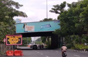 Pemberitahuan PPKM di Jl. Mayjend Sungkono