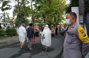 Salat Id di Masjid Al Hidayah dan Lapangan Pakis Tirtosari Tertib Prokes