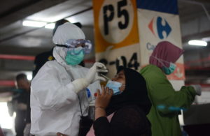 Swab Masal Pedagang dan Pengunjung BG Junction