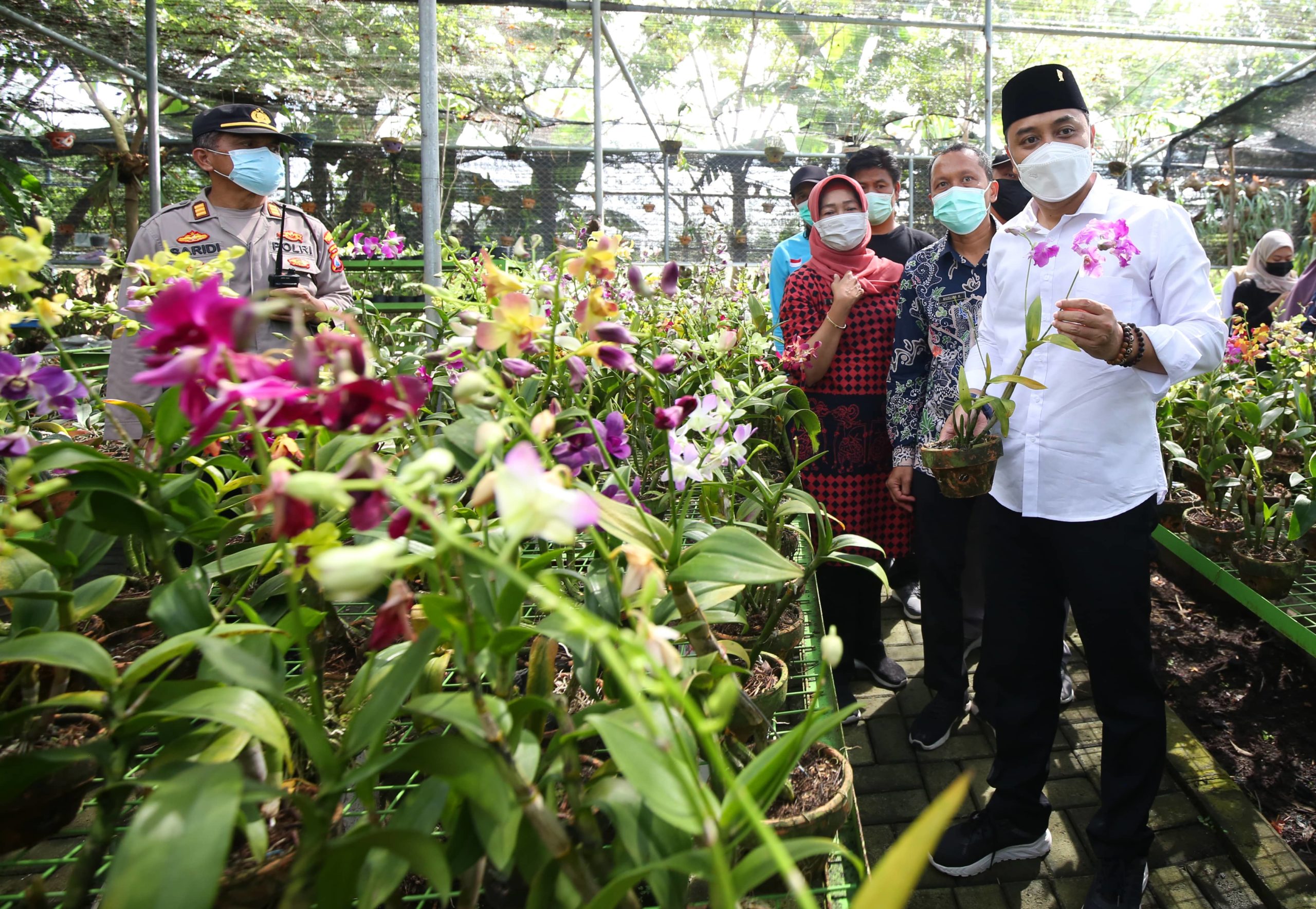 Eri Akan Maksimalkan Potensi Wisata Kebun Anggrek Eks Lokalisasi Sememi