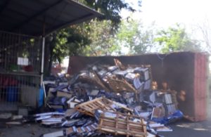 Truk Terguling di Morowudi