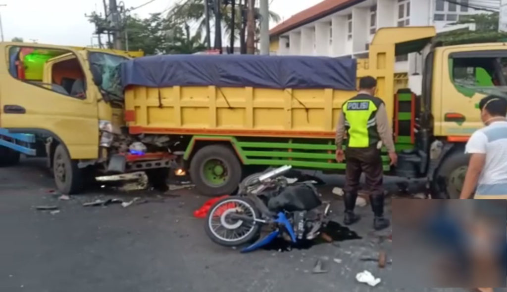 tabrakan-di-pasmar-2-sidoarjo