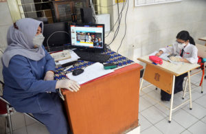 Luring dan Daring di PTM SMPN 4 Surabaya