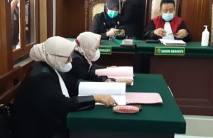 Stella Monica Dituntut 1 Tahun Penjara dengan UU ITE