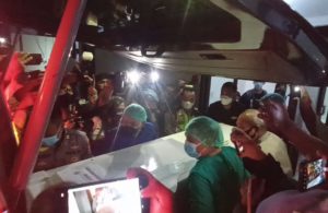 Jenazah Vanessa Angel dan Bibi Diberangkatkan ke Jakarta