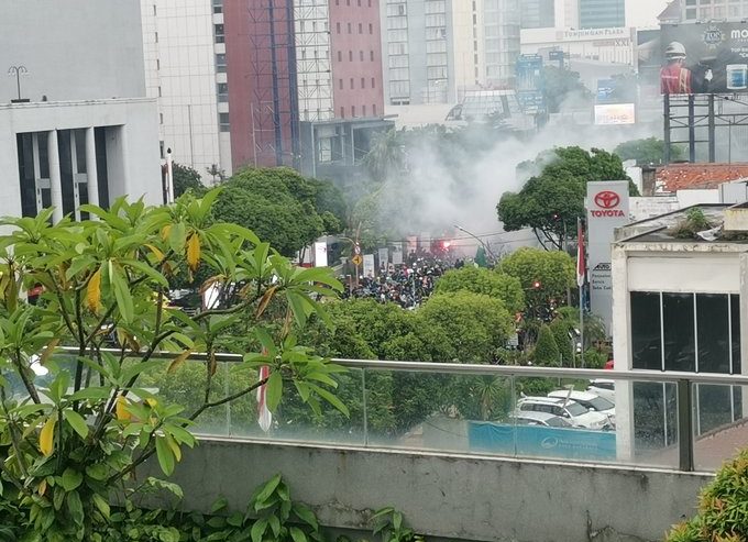 Suasana Unjuk Rasa Melewati Basra