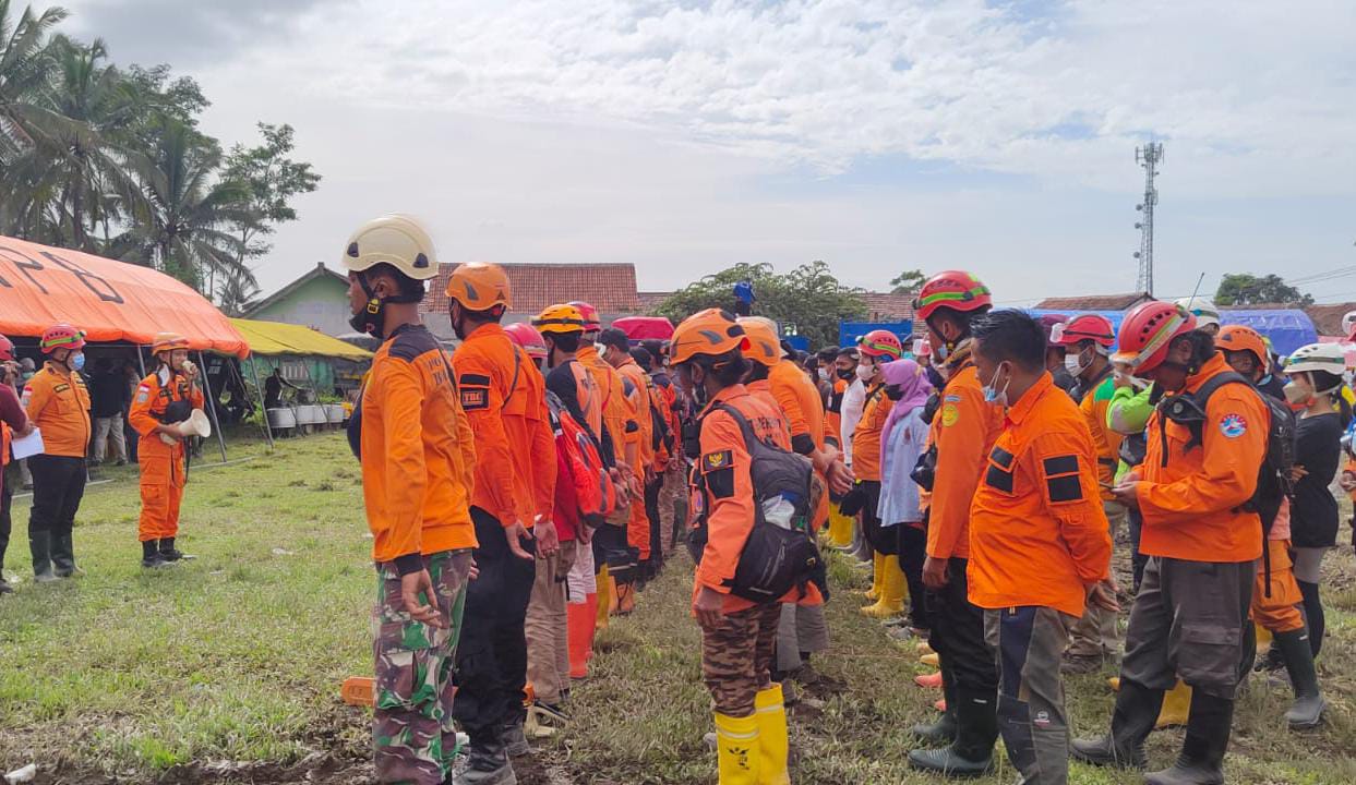 Tim SAR Gabungan Mulai Mencari Poniyem Suara Surabaya