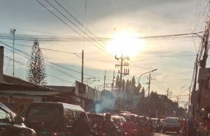 Kemacetan di Ketintang Arah Jalan Karah