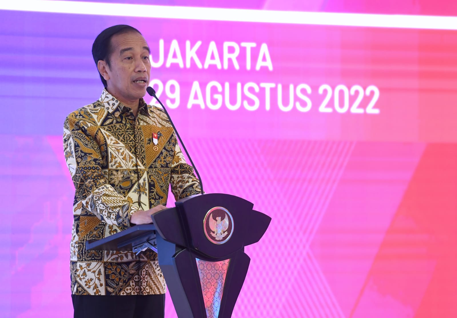 Presiden Resmikan Kartu Kredit Pemerintah Domestik dan QRIS Antarnegara