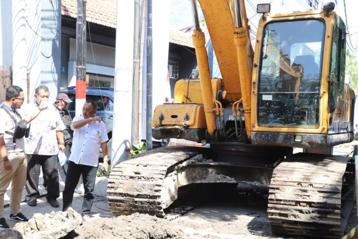 Perbaikan Saluran Kota Surabaya Ditargetkan Selesai Akhir Tahun