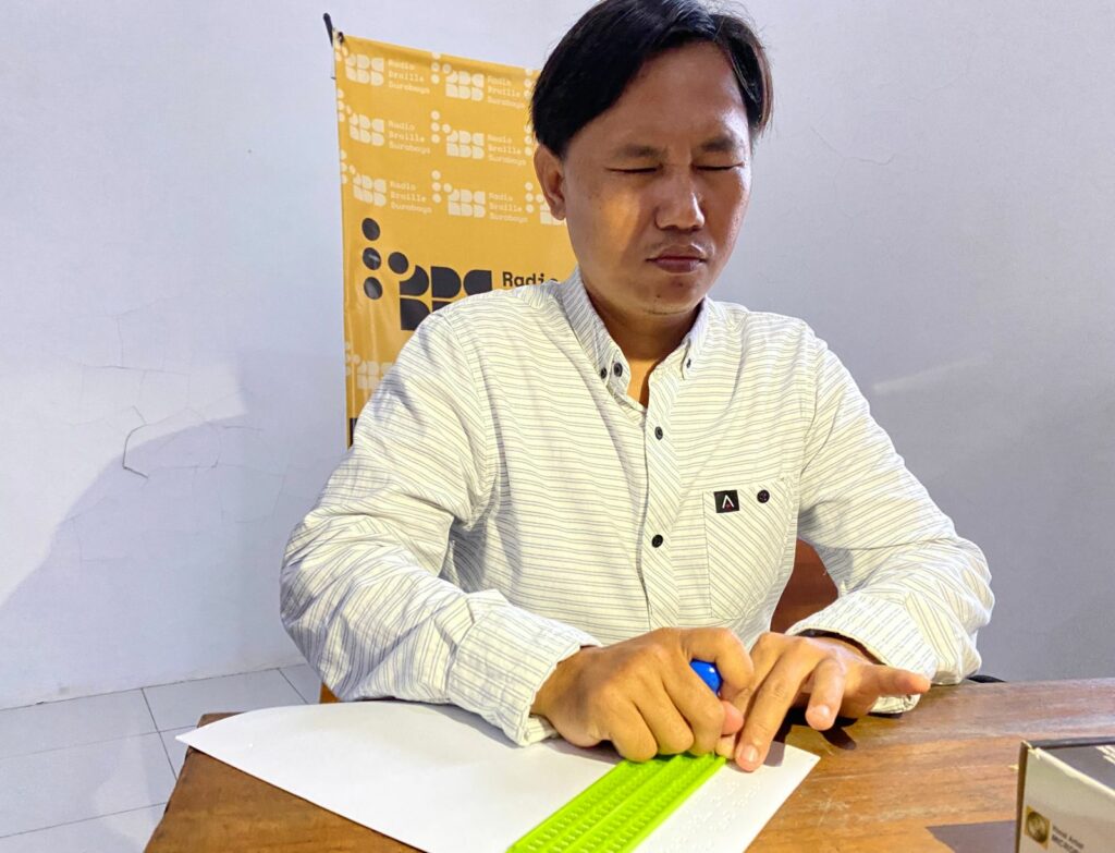 Peluncuran Radio Braille Surabaya Suara Surabaya