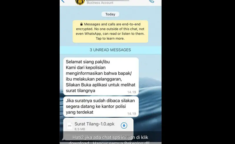 Teri suzish sandiqlarida jinsiy aloqada bolgan erkaklar Lucius bilan jinsiy aloqa