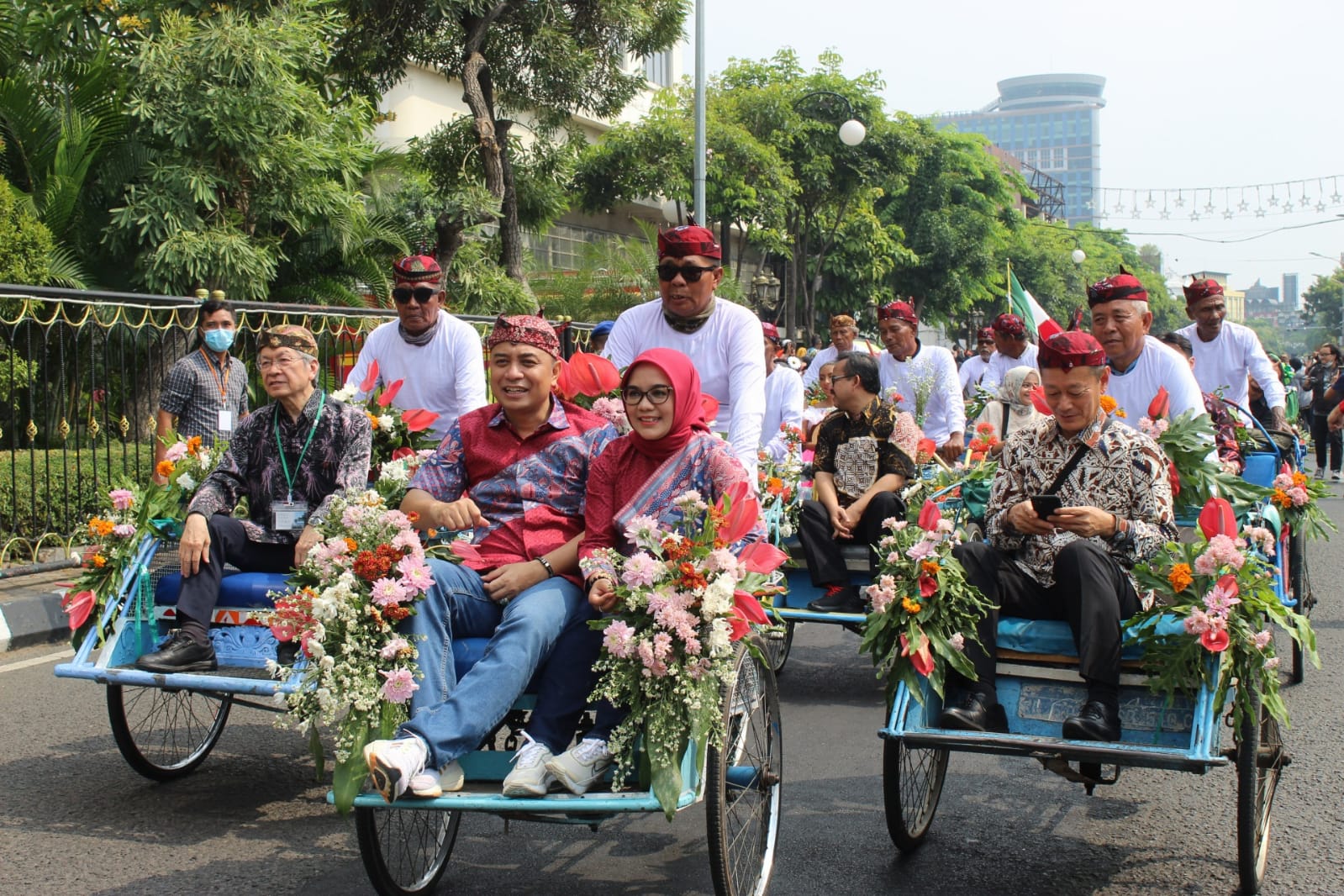 Tujuh negara menampilkan tarian budaya di Jalan Dunjungan