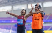 Selebrasi Ni Made Arianti Putri setelah berhasil finis terdepan dalam pertandingan nomor 100m T12 putri para atletik Asian Para Games Hangzhou 2022 di Huanglong Sports Center Stadium, Selasa (24/10/2023). Arianti berhasil meraih medali emas dengan catatan waktu 12.53 detik. Foto: NPC Indonesia