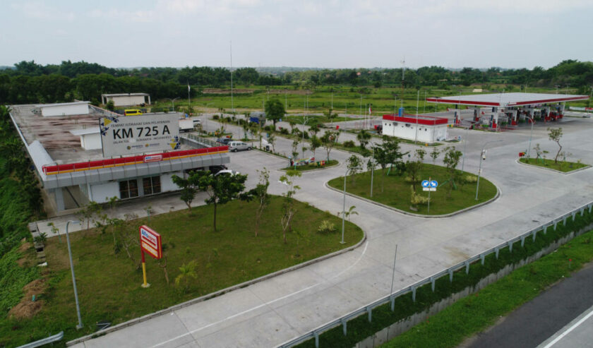 Rest Area KM 725 A Tol Surabaya-Mojokerto. Foto: JMRB