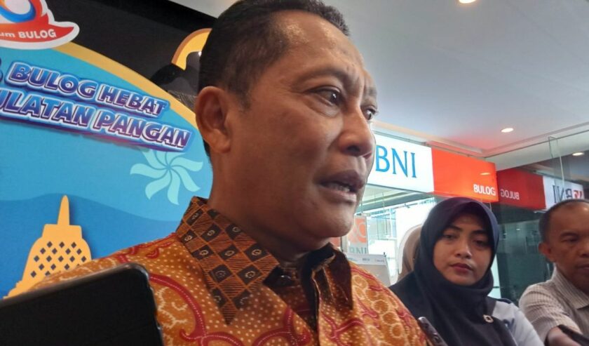 Budi Waseso Direktur Utama Perum Bulog saat ditemui di Kantor Pusat Perum Bulog, Jakarta Selatan pada Rabu (18/10/2023). Foto: Antara