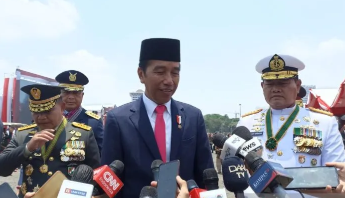 Joko Widodo Presiden di Upacara HUT Ke-78 TNI di Monas, Jakarta, Kamis (5/10/2023). Foto: Antara