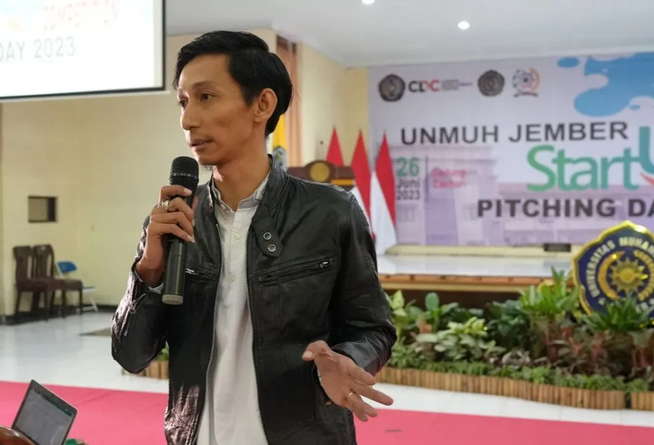 Foto Yohanes Gunawan Wibowo, Dosen sekaligus pakar ekonomi Universitas Muhammadiyah (Unmuh) Jember Foto: Antara/HO-Humas Unmuh Jember