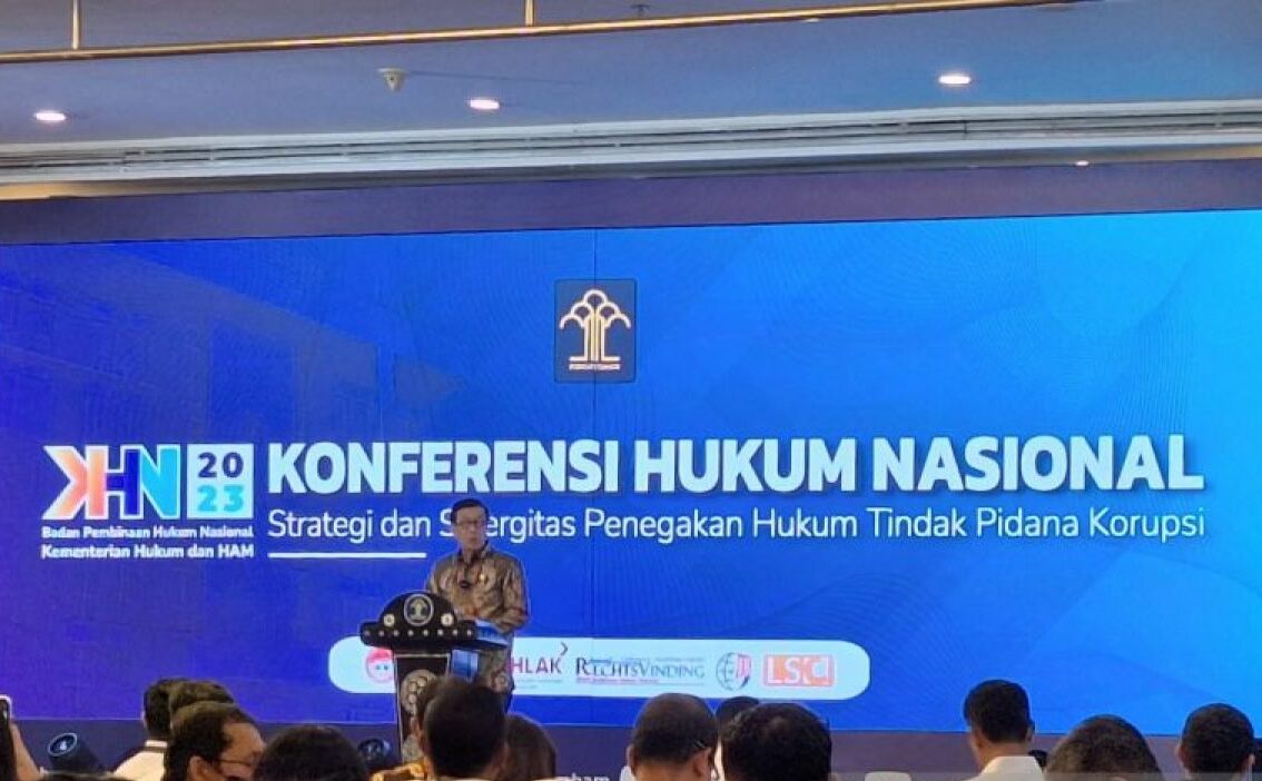 Menkumham Yasonna H. Laoly berikan pemaparan pada Konferensi Hukum Nasional di Jakarta, Rabu (25/10/2023). Foto : Antara