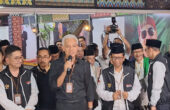 Pasangan Capres Ganjar Pranowo dan Cawapres Mahfud Md berbicara kepada wartawan di Media Center TPN, Jakarta Pusat, Selasa (14/11/2023). Foto: Antara