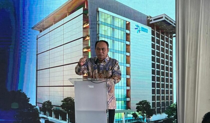 Budi Arie Setiadi Menteri Komunikasi dan Informatika memberi sambutan dalam acara "Topping Off Data Center Bersama Digital Data Center (BDDC) di Jatinegara, Jakarta Timur, Selasa (21/11/2023). Foto: Antara