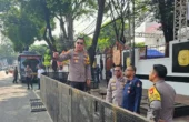 Kombes Pol Susatyo Purnomo Condro Kapolres Metro Jakarta Pusat di depan Gedung KPU RI, Jakarta Pusat, Selasa (14/11/2023). Foto: Antara