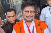 Syahrul Yasin Limpo (SYL) Mantan Menteri Pertanian dikawal petugas menuju Rutan KPK usai menjalani pemeriksaan di Gedung Merah Putih KPK, Jakarta Selatan, Senin (30/10/2023). Foto: Antara
