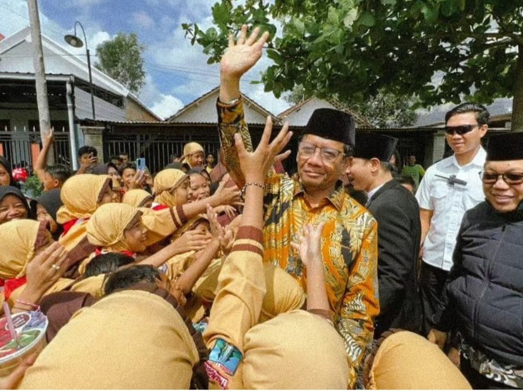 Mahfud Minta Kiai dan Santri Wilayah Mataraman Tetap Jaga Kerukunan dan Perdamaian