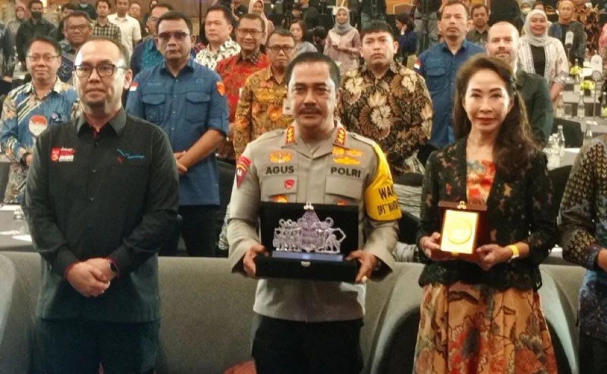 Komjen Pol Agus Andrianto Wakil Kepala Kepolisian RI (tengah) dalam Diseminasi Securing Hasil Tindak Pidana Lintas Batas Negara di Jakarta, Kamis (14/12/2023). Foto: Antara