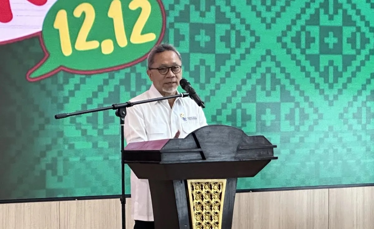 Zulkifli Hasan Menteri Perdagangan pada konferensi pers Hari Belanja Online Nasional (HARBOLNAS) 12.12, di Tokopedia Tower, Jakarta, Selasa (12/12/2023). Foto: Antara