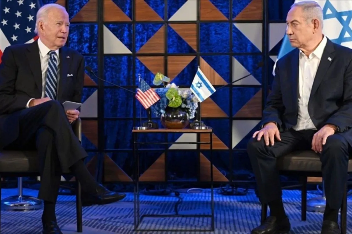 Joe Biden Presiden Amerika Serikat (kiri) dan Benjamin Netanyahu Perdana Menteri Israel (kanan) bertemu di Tel Aviv, Israel pada 18 Oktober 2023. Foto: Antara