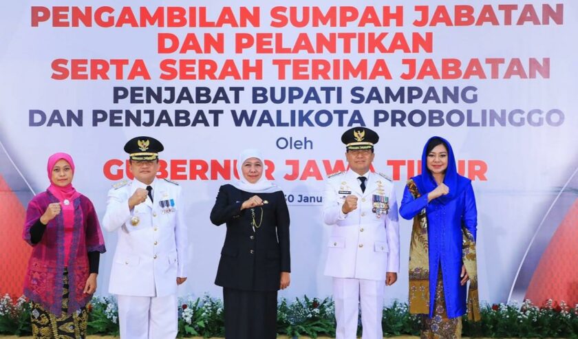 Penlantikan Pj. Bupati Sampang dan Pj. Walikota Probolinggo, di Gedung Negara Grahadi Surabaya, Selasa (30/1/2024). Foto : Humas Pemprov Jatim