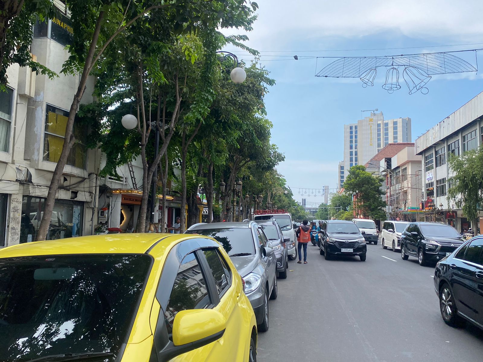 Jalan Tunjungan Zukir, Surabaya Alasan penolakan penerapan QRIS: Pendapatan rendah