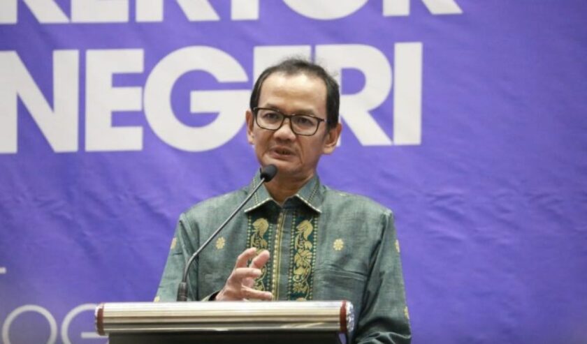 Nizam Plt. Direktur Jenderal Pendidikan Tinggi, Riset, dan Teknologi Kemendikbudristek dalam Rapat Koordinasi Rektor Perguruan Tinggi Negeri Akademik di Bogor, Jawa Barat, Minggu (18/2/2024). Foto: Humas Kemendikbudristek