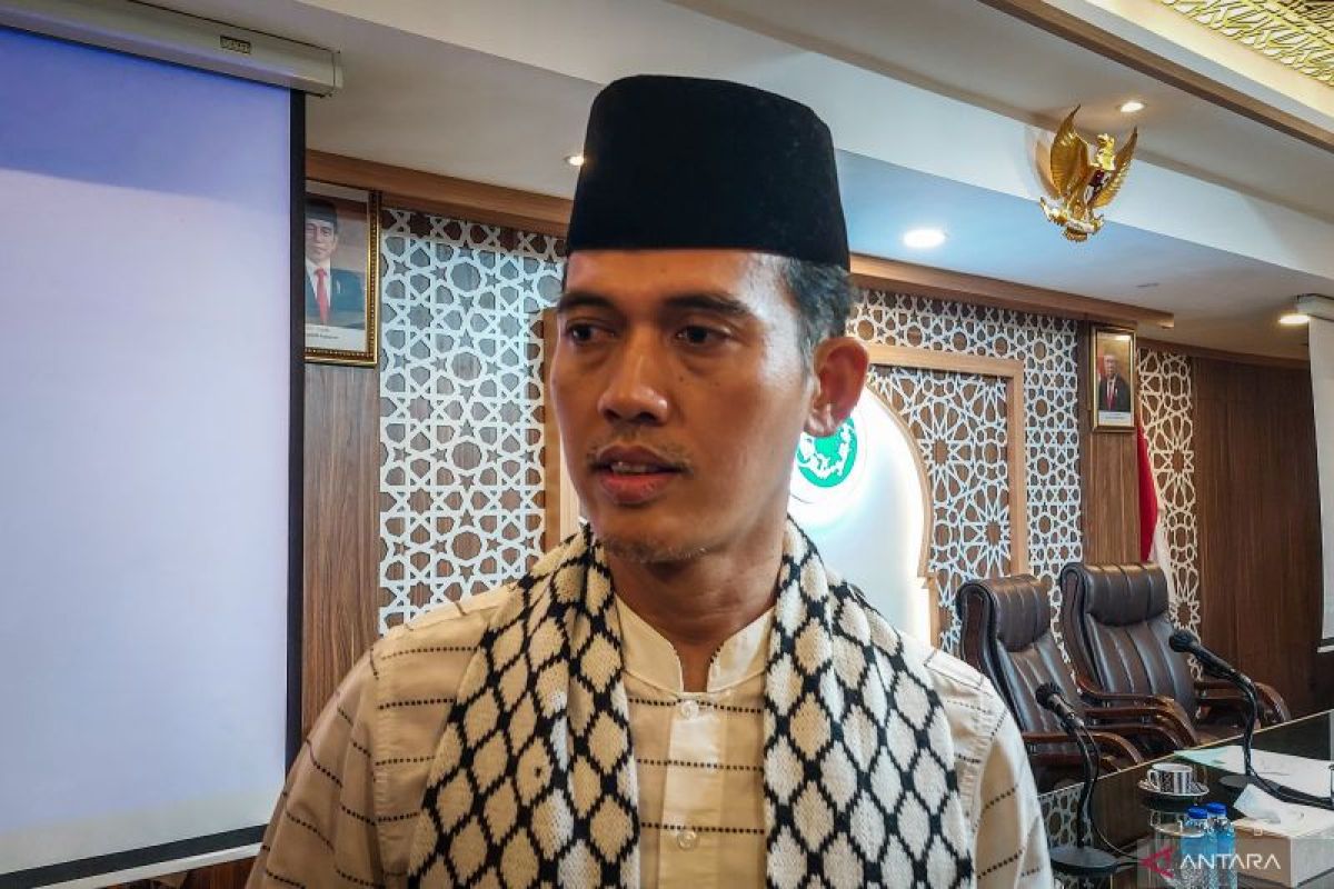 Prof. Asrorun Niam Sholeh Ketua Majelis Ulama Indonesia (MUI) bidang Fatwa usai menyampaikan hasil fatwa MUI, di Jakarta, Jumat (10/11/2023). Foto : Antara