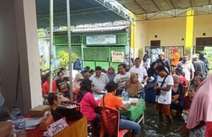 Tetap Nyoblos Meski TPSnya Banjir