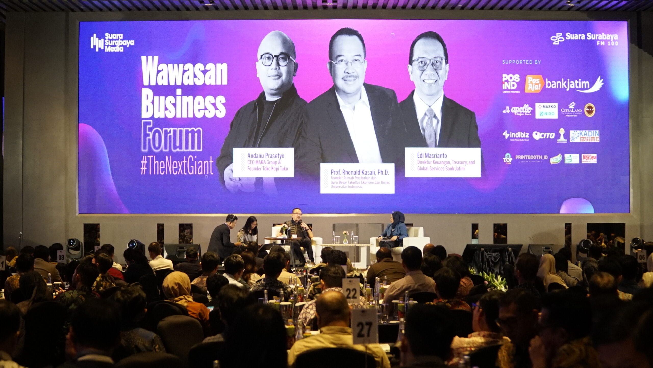 Wawasan Business Forum #TheNextGiant di Ballroom DoubleTree by Hilton Surabaya, pada Jumat (23/2/2024). Foto: Dukut suarasurabaya.net