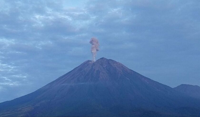 Erupsi Gunung Semeru