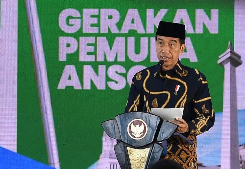 Joko Widodo Presiden RI menyampaikan pengarahan pada pembukaan Kongres XVI GP Ansor di Terminal Penumpang Kapal Pelni, Tanjung Priok, Jakarta Utara, Jumat (2/2/2024), Foto: Antara