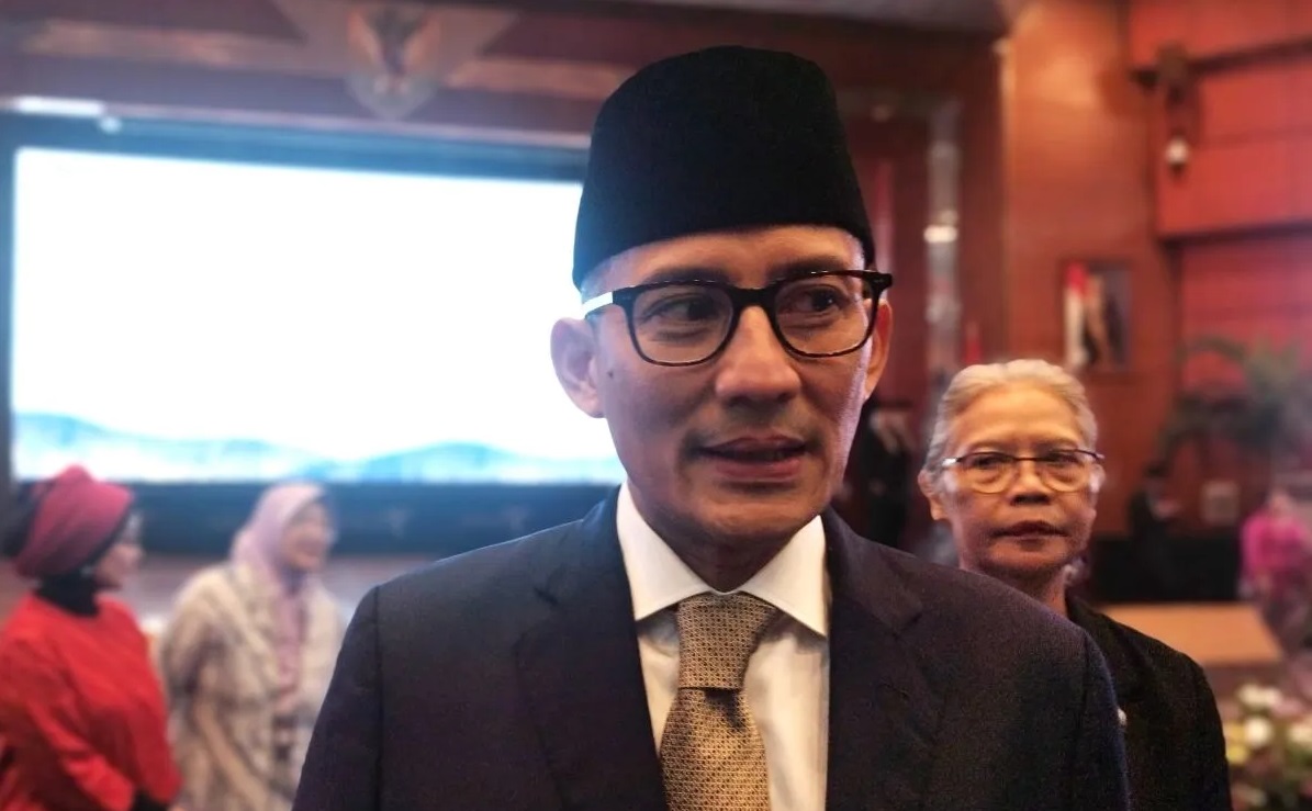 Sandiaga Uno Menparekraf ditemui usai acara Pelantikan Pejabat Pimpinan Tinggi Pratama Kemenparekraf di Jakarta, Jumat (16/2/2024). Foto: Antara