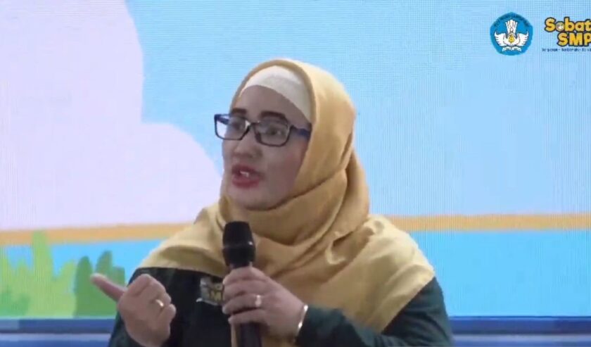 Retno Listyarty Pemerhati Anak dan Pendidikan dalam gelar wicara "Pencegahan Kekerasan di Satuan Pendidikan dan Penerapan Disiplin Positif" yang diikuti secara daring di Jakarta, Kamis (22/2/2024). Foto : Antara