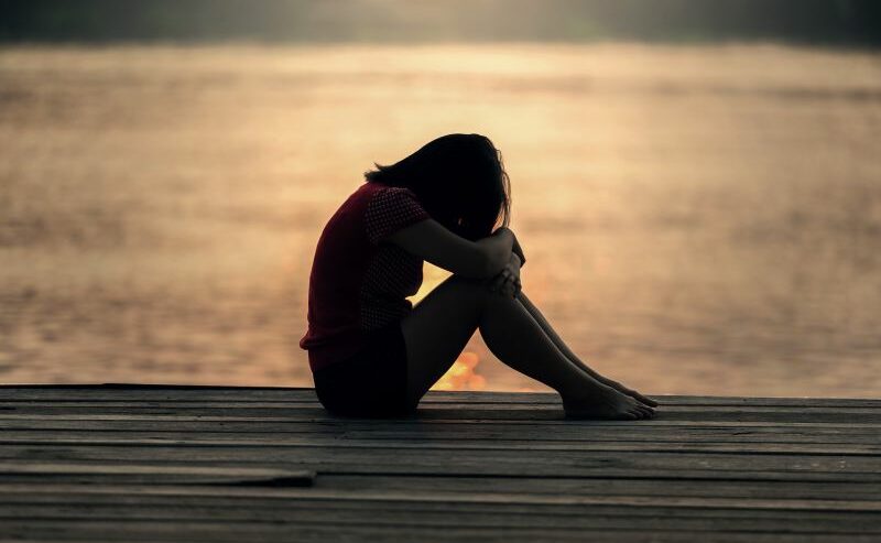 Ilustrasi - Seseorang yang mengalami kesedihan. Foto: Pixabay