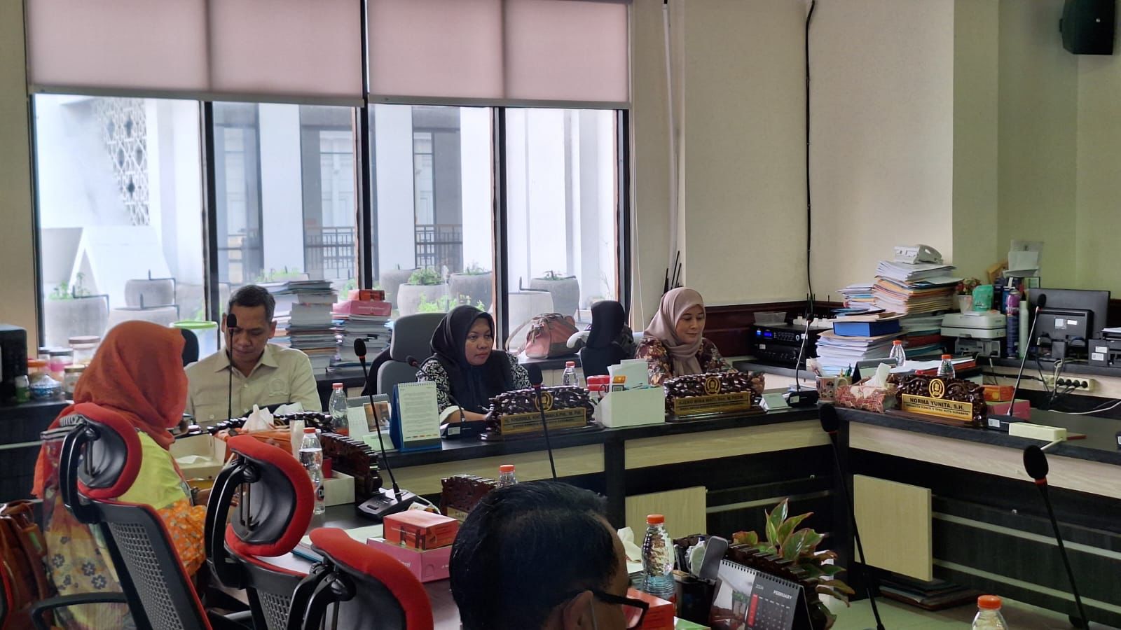 Ketua Komisi D DPRD Kota Surabaya pimpin rakor persiapan nakes dan puskesmas untuk Pemilu, Selasa (12/2/2024). Foto: Istimewa