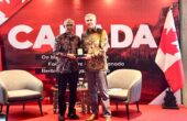 Adik Dwi Putranto Ketua Umum Kadin Jatim bersama Jess Dutton Duta Besar Kanada untuk Indonesia pada Selasa (27/2/2024). Foto: Humas Kadin Jatim