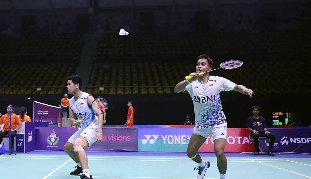 Yeremia Erich Yoche Yacob Rambitan/Rahmat Hidayat Ganda putra Indonesia saat berlaga di babak 32 besar Thailand Masters 2024 di Bangkok, Thailand, Rabu (31/1/2024). Foto: Antara